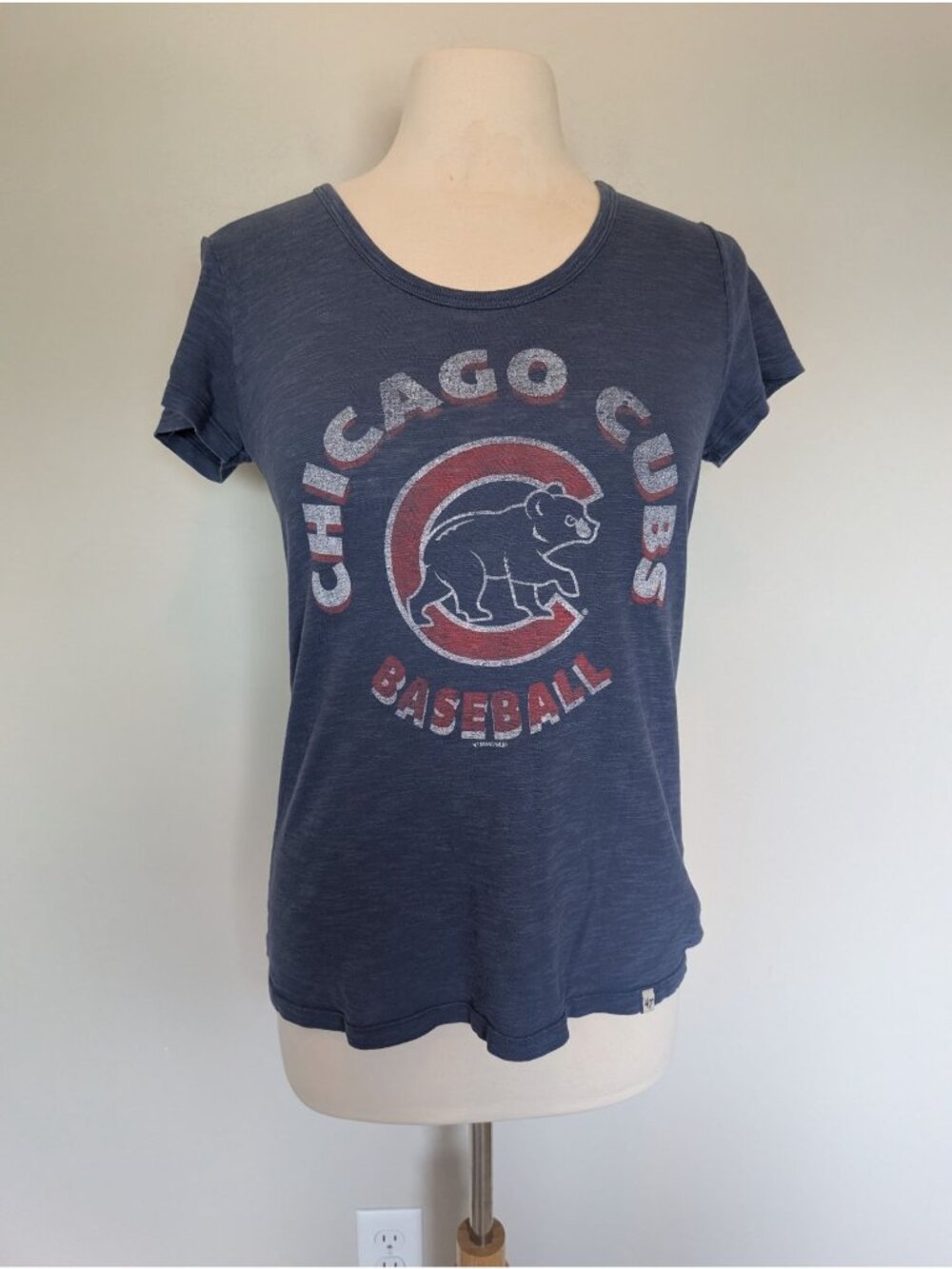 Chicago Cubs Womens Graphic Tee By 47 Brand Large MLB Baseball
